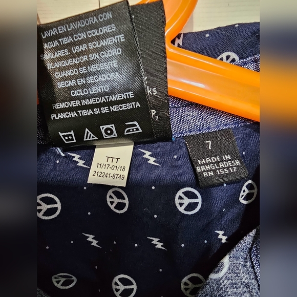 BODY GLOVE Button Down Shirt for Kids size 7 - Picture 7 of 7